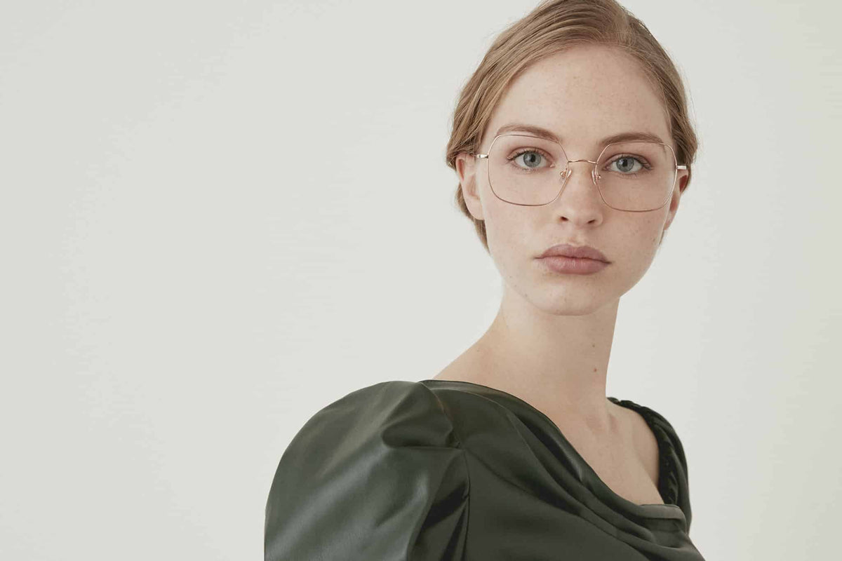 GIGI Studios - Dahlia